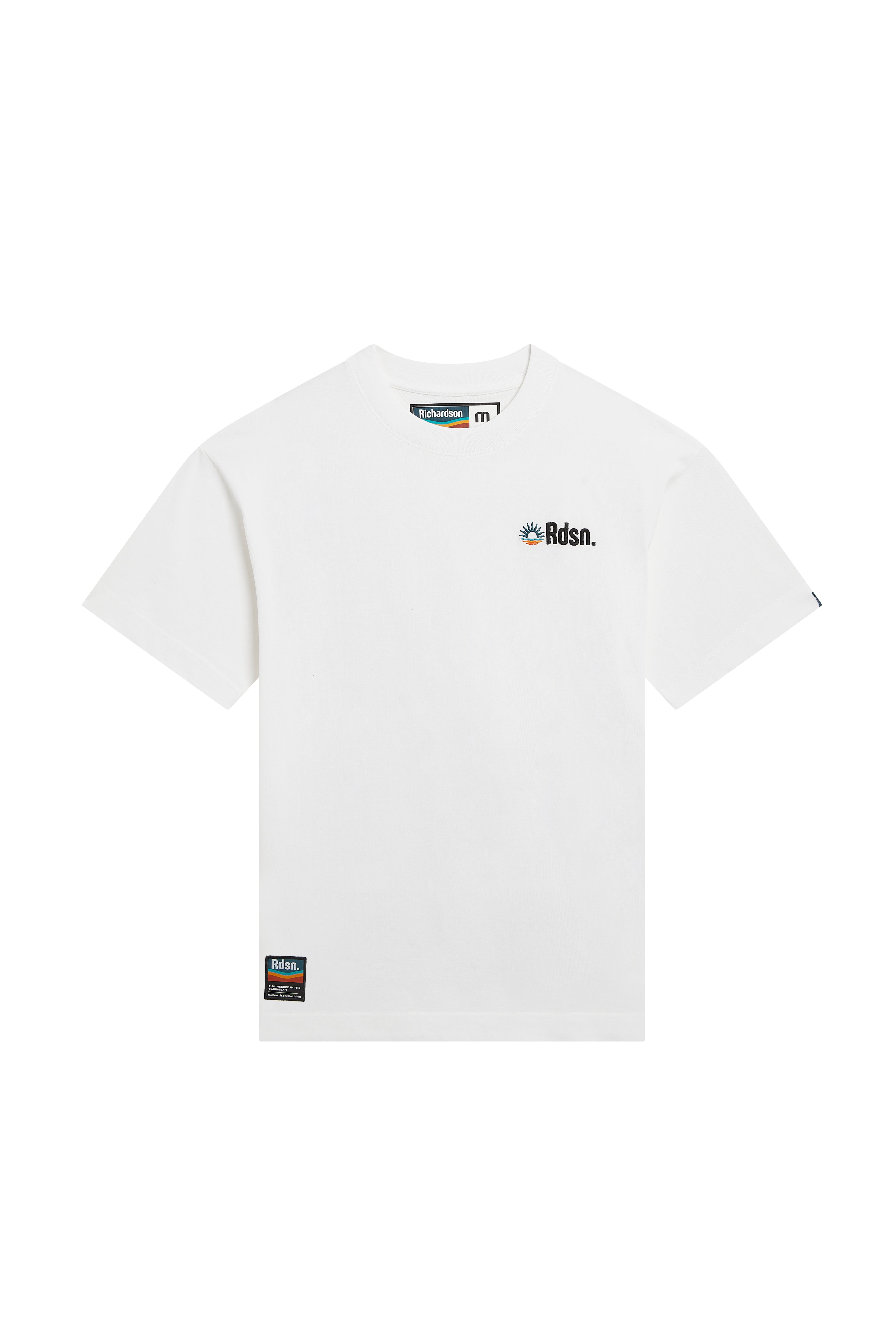 T-shirt RDSN – détail du logo brodé sur la poitrine